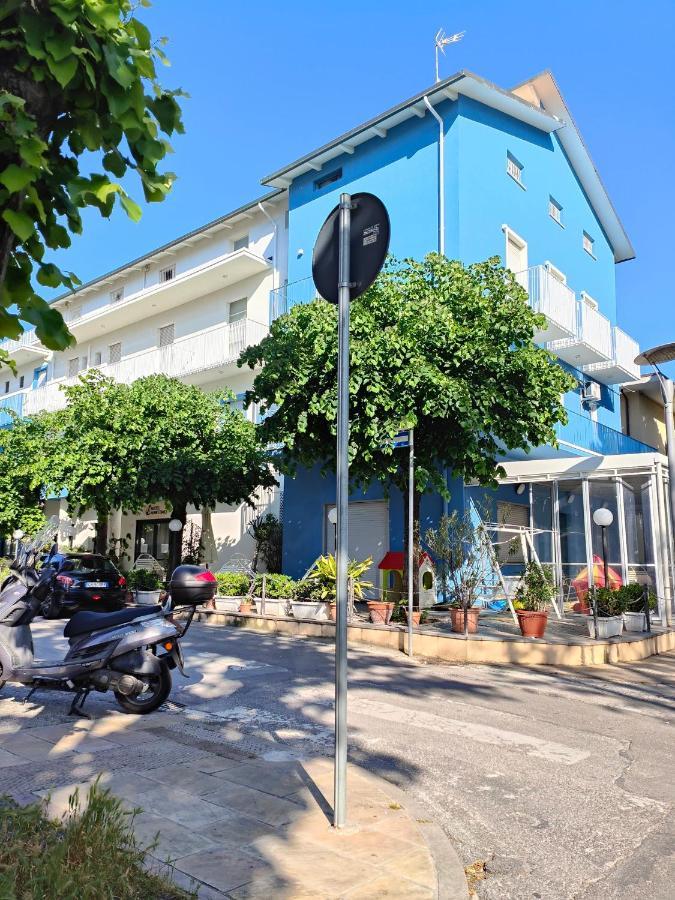 Hotel Marittimo ริมินี ภายนอก รูปภาพ