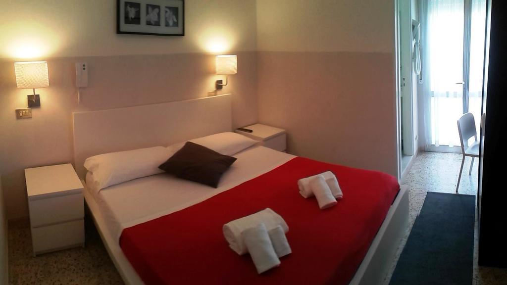 Hotel Marittimo ริมินี ภายนอก รูปภาพ