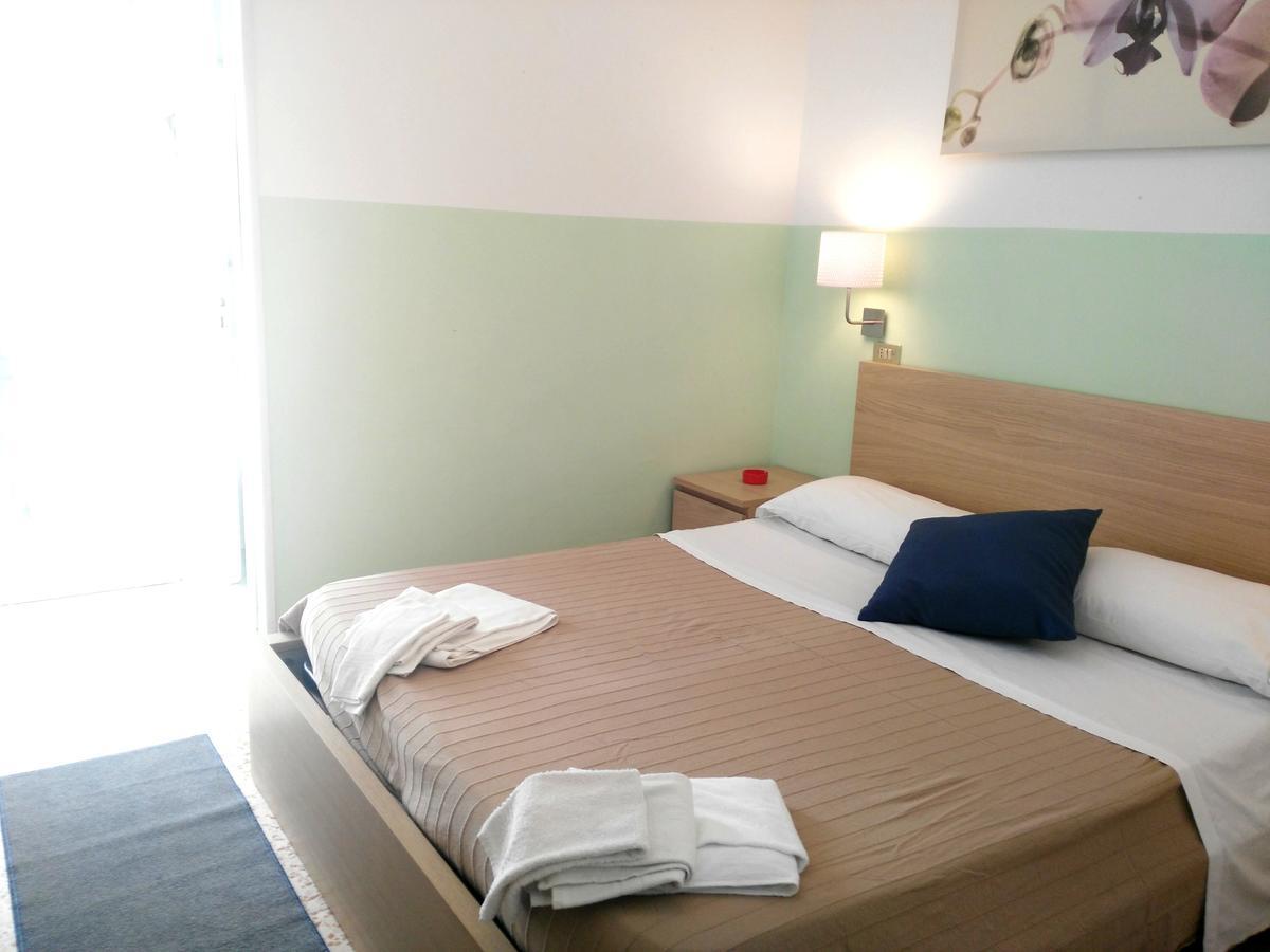 Hotel Marittimo ริมินี ภายนอก รูปภาพ