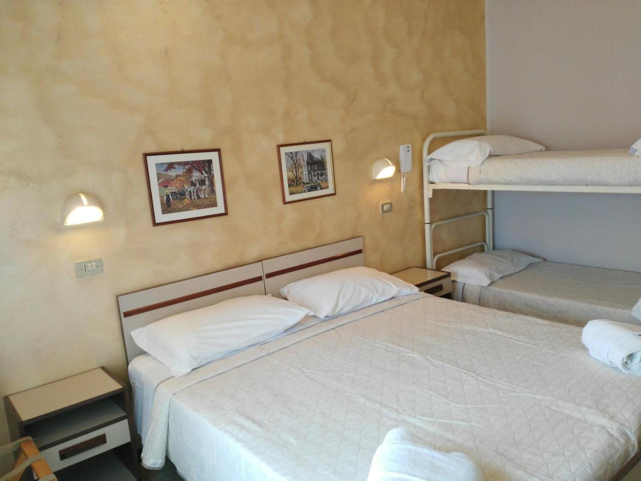 Hotel Marittimo ริมินี ภายนอก รูปภาพ