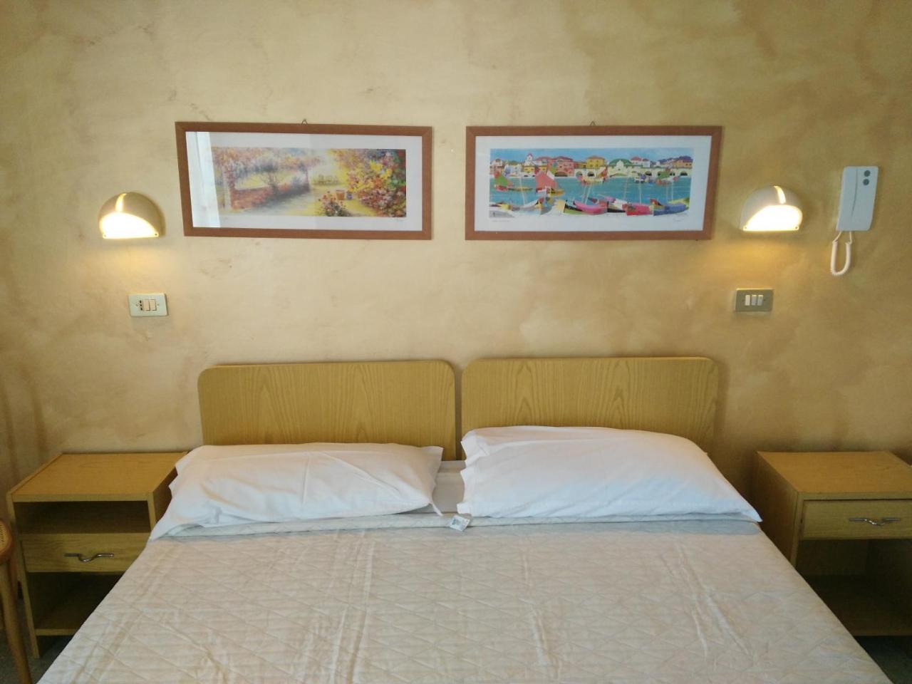 Hotel Marittimo ริมินี ภายนอก รูปภาพ